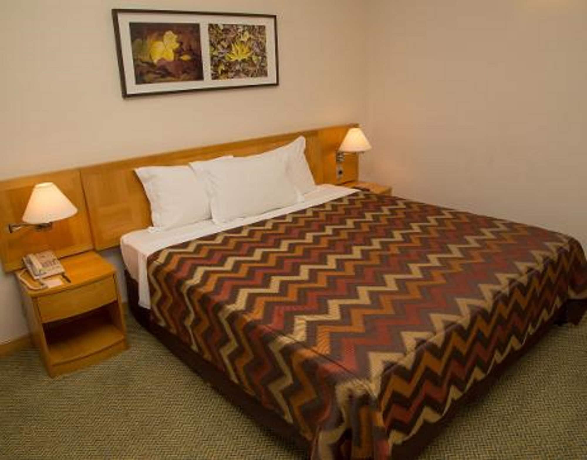 Sol Alphaville Hotel & Residence Баруэри Экстерьер фото