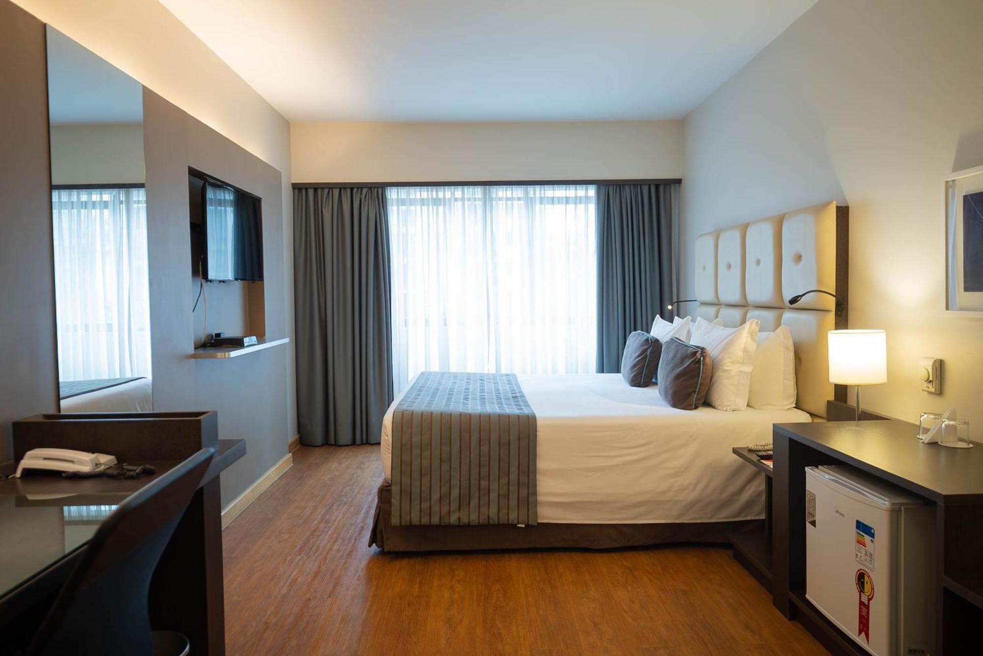 Sol Alphaville Hotel & Residence Баруэри Экстерьер фото